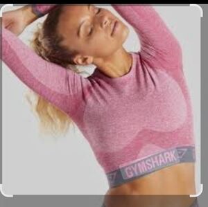 Gymshark Women's Heathered Pink Crop Top